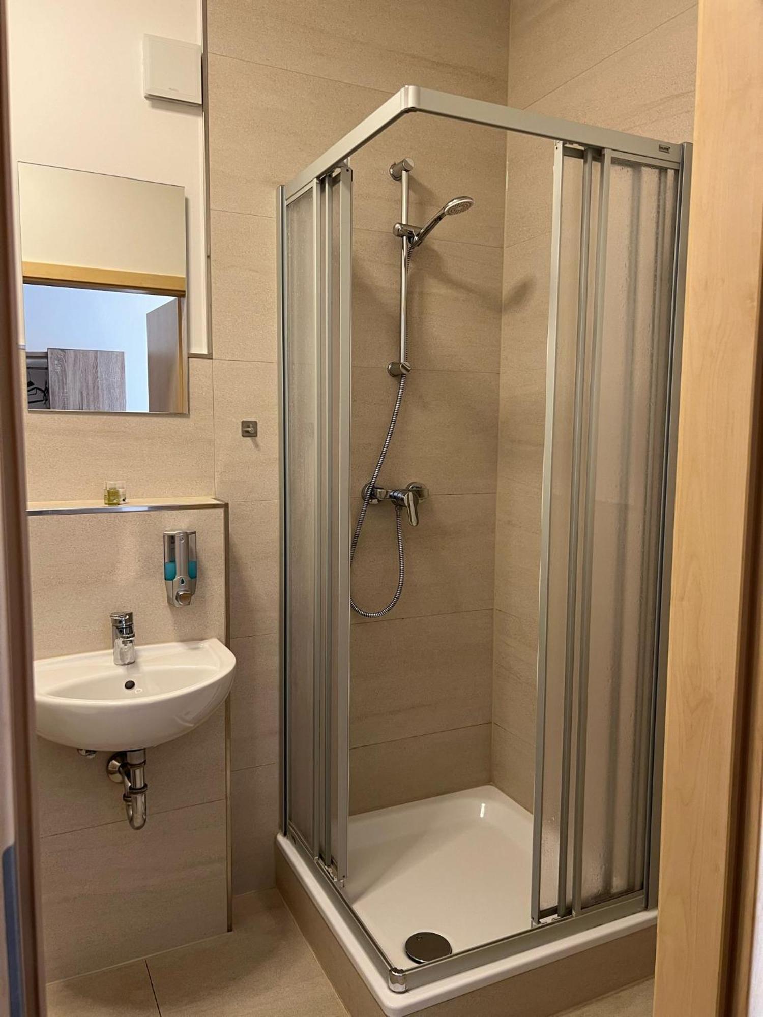 Avento Hotel Hannover Лангенхаген Экстерьер фото